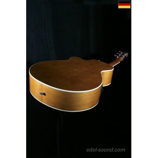 40` Westerngitarre Jasmin sunburst, breiter Hals, Decke Fichte Korp. Linde, Cut